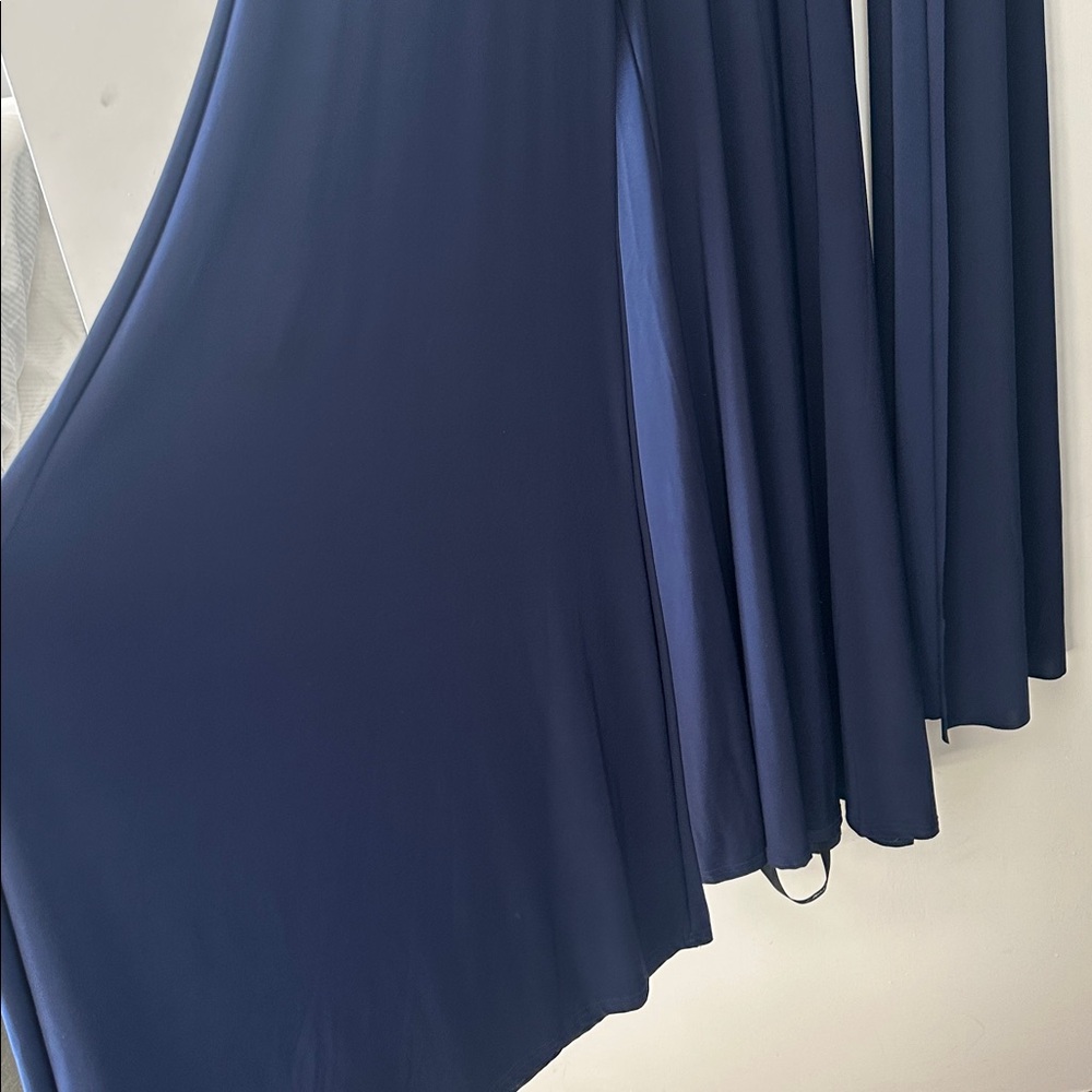BNWT Navy Plunge front Cape Jumpsuit - Picture 6 of 11